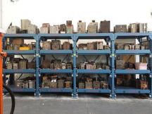 100% Pull Out Shelves 2000Kgs